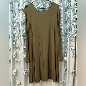 Comfy boutique long sleeve dress